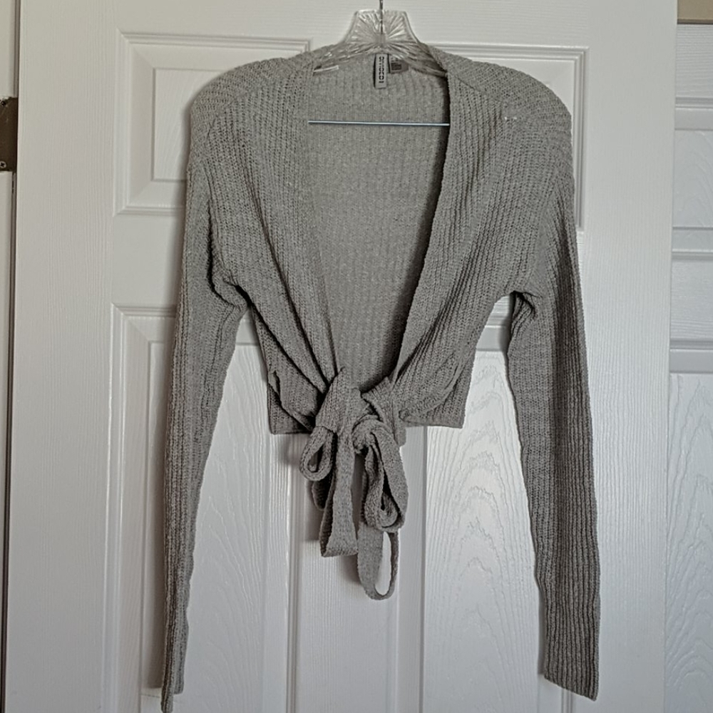 H&M Gray Crop Wrap Cardigan XS